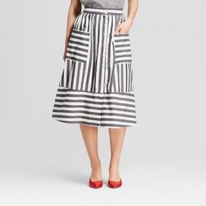 Who What Wear Size 12 Midi Striped Ruffle Skirt with Pockets & Button Detail